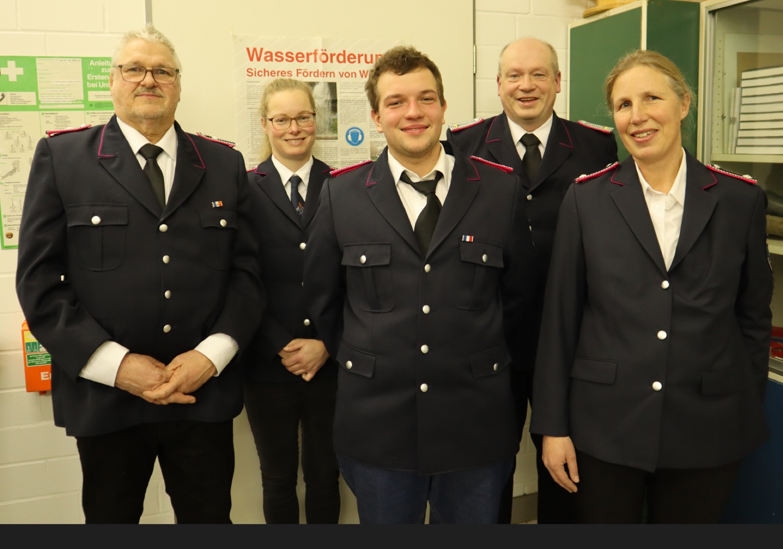 2lYYfbaJ80z0rmF9 Kopie 1600